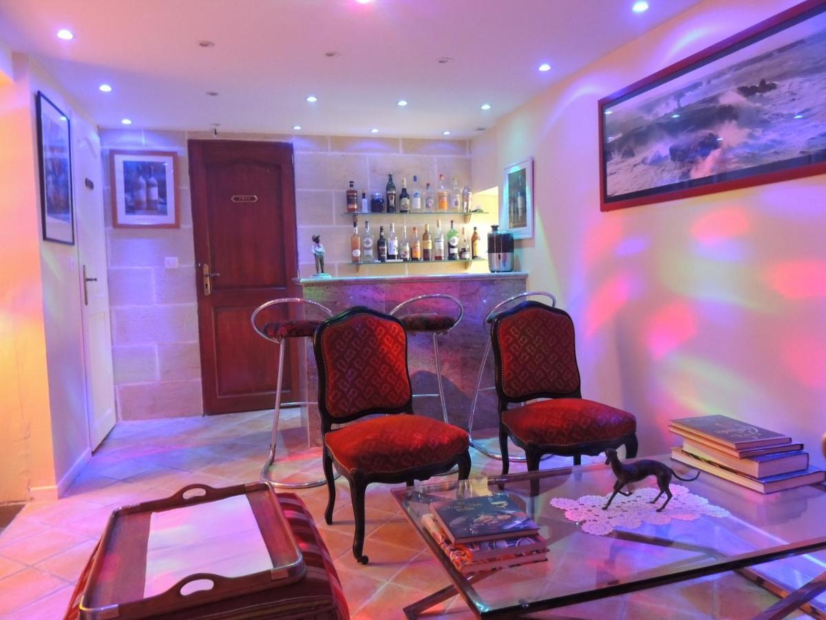 Le Jardin Des Cygnes Bed & Breakfast Pineuilh Luaran gambar