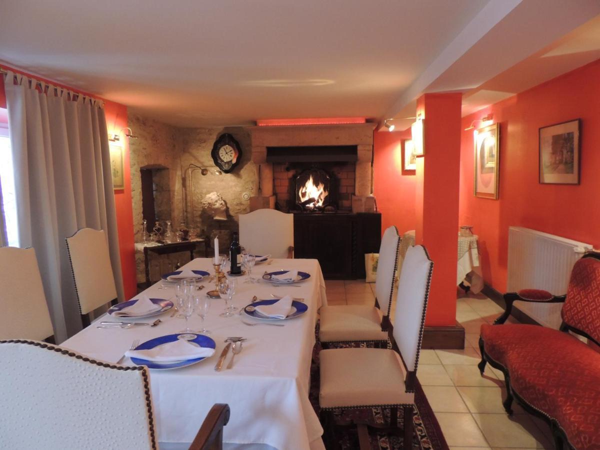 Le Jardin Des Cygnes Bed & Breakfast Pineuilh Luaran gambar